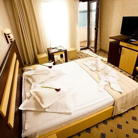 Gggociman Hotel 4*