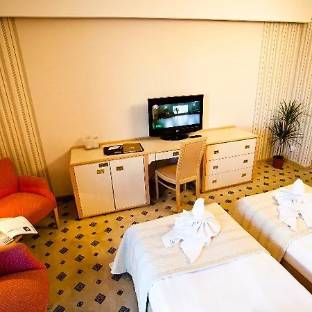 Gggociman 4* Mamaia